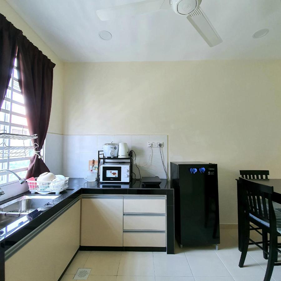 Homestay By Naf Kuantan Luaran gambar
